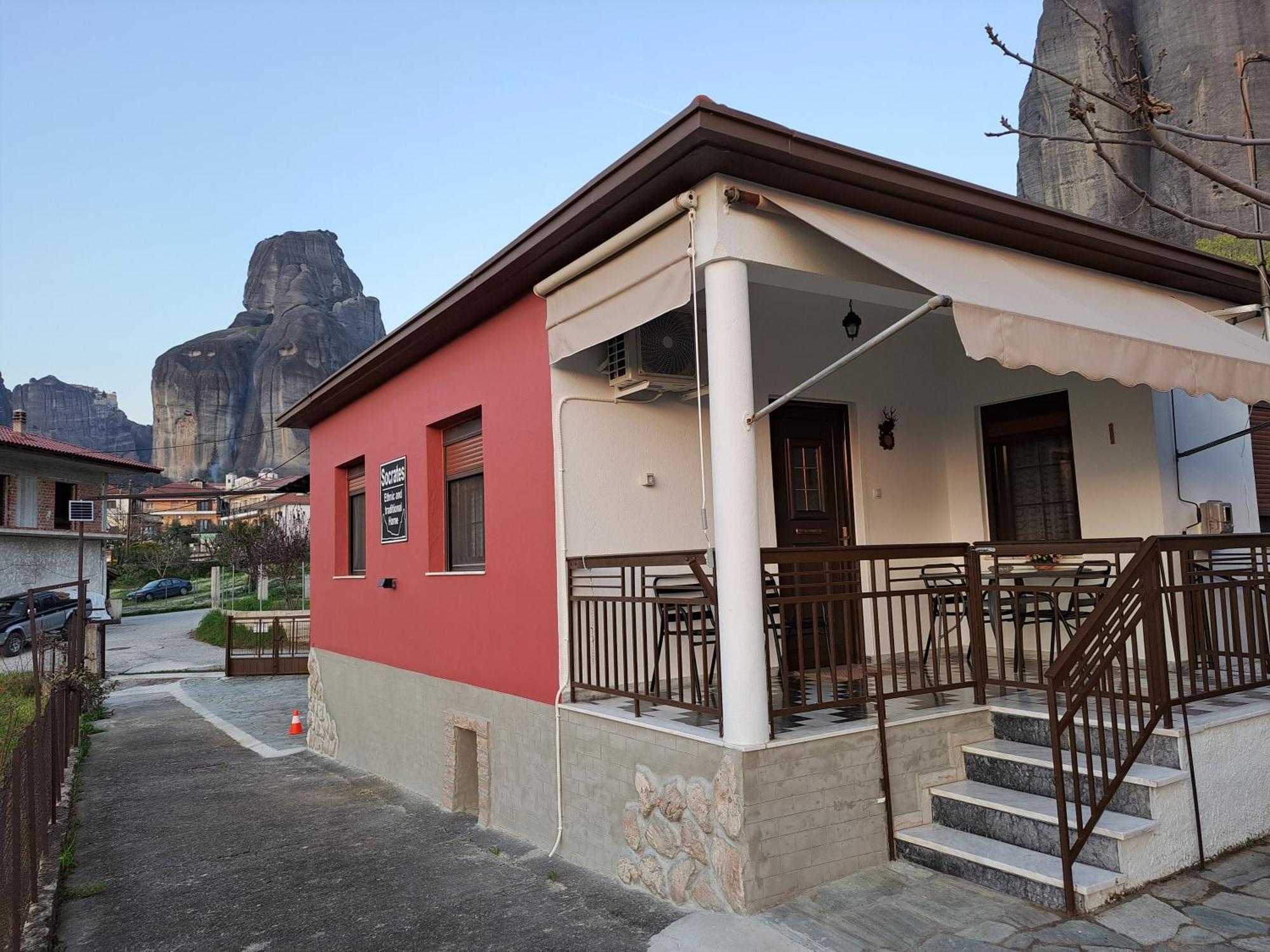 Socrates Ethnic And Traditional Home Kalampáka Luaran gambar